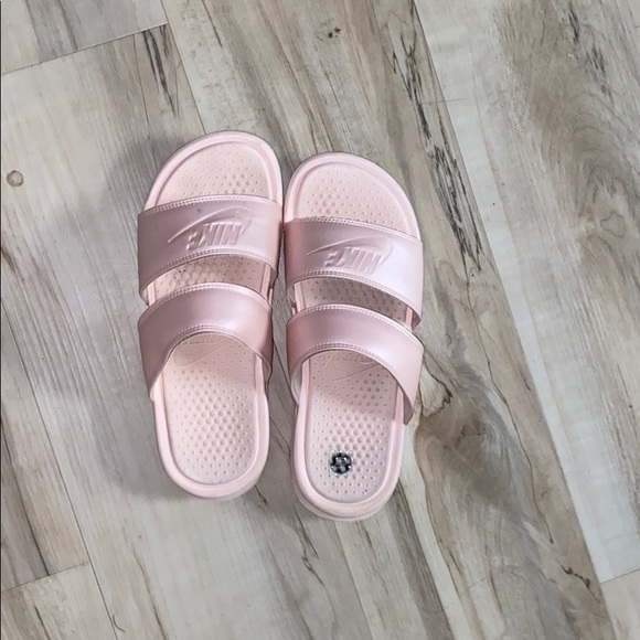 cute nike sandals